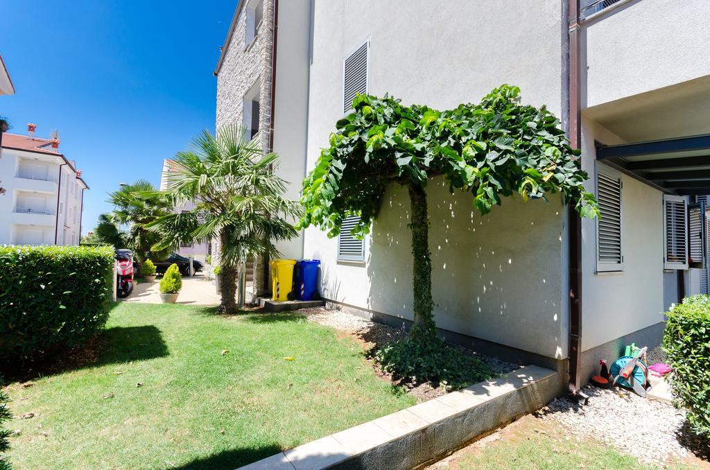 Apartments Valbruna Rovinj Exterior photo
